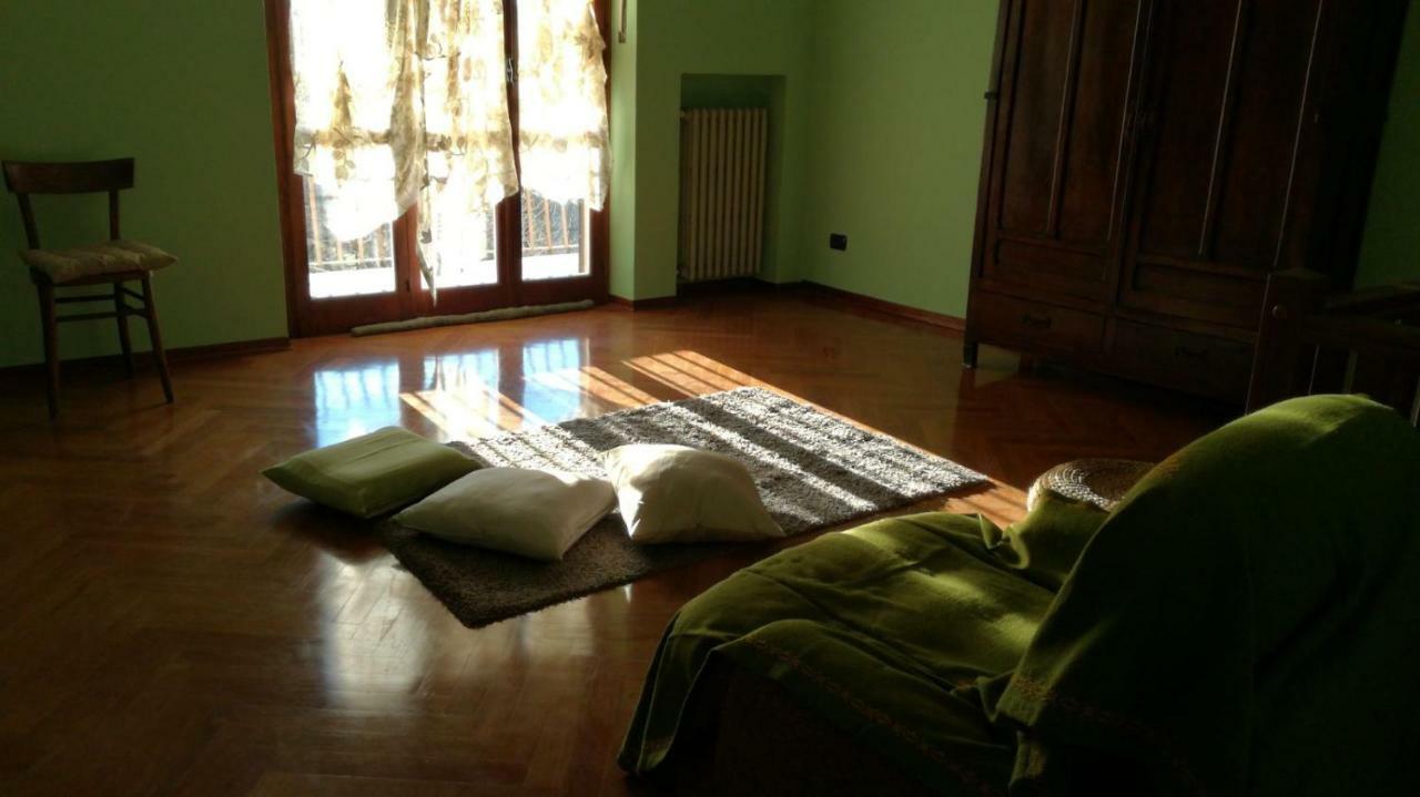 아스티 Casa Aromi Ed Arte 게스트하우스 외부 사진
