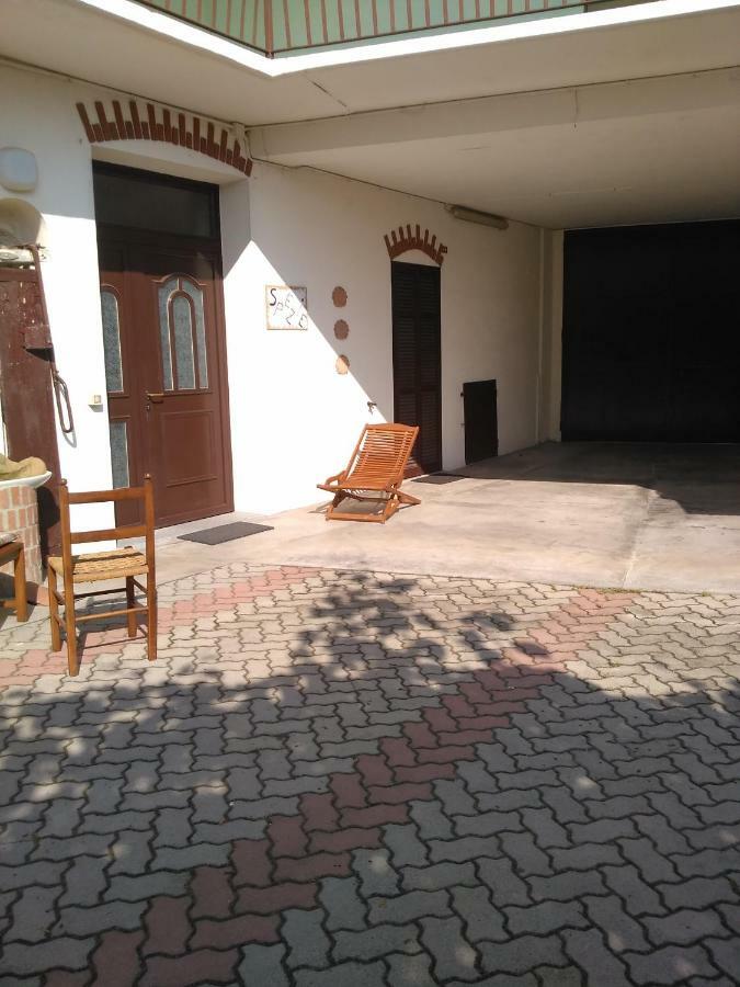 아스티 Casa Aromi Ed Arte 게스트하우스 외부 사진