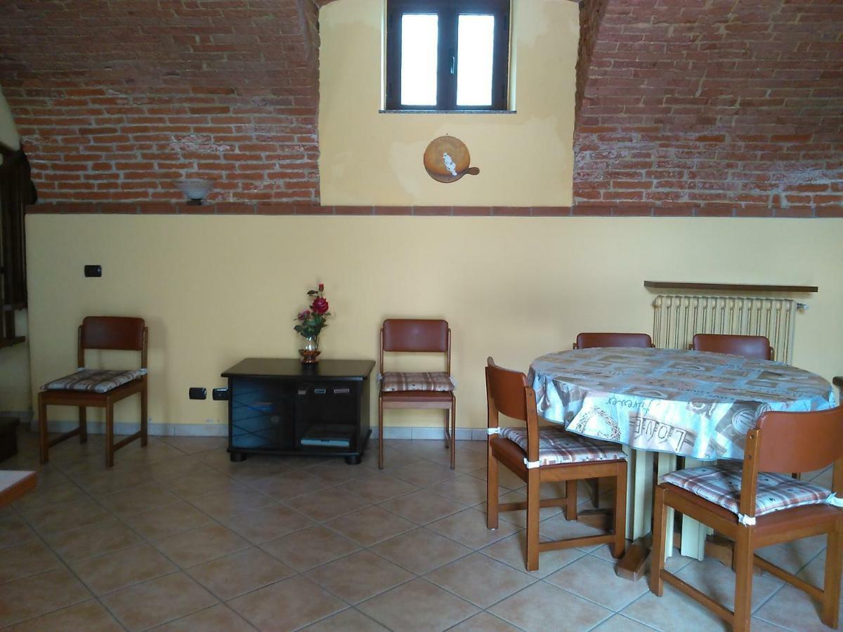 아스티 Casa Aromi Ed Arte 게스트하우스 외부 사진
